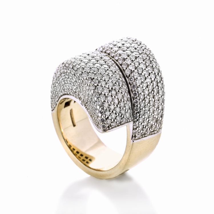 Antique, Modern and Design Jewelery Auction